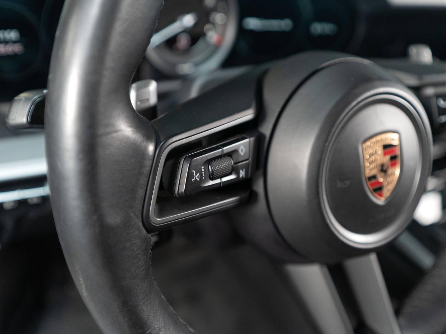 Voitures occasions PORSCHE 911 Coupe Carrera S Champagne-au-Mont-d'Or