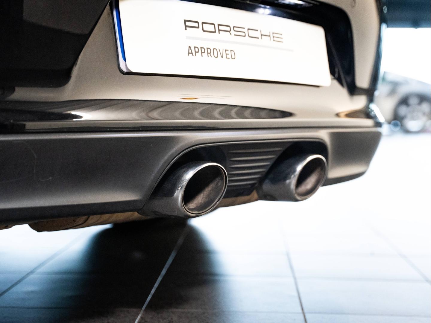 Voitures occasions PORSCHE 911 Cabriolet Carrera 4S Champagne-au-Mont-d'Or