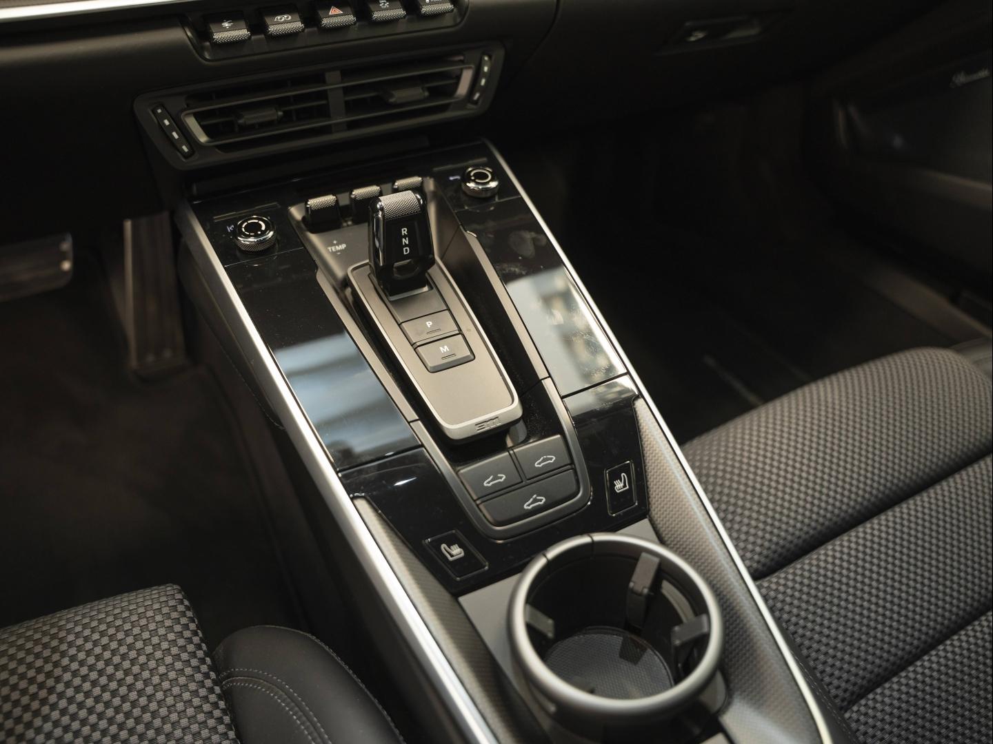 Voitures occasions PORSCHE 911 Coupe Turbo S Champagne-au-Mont-d'Or