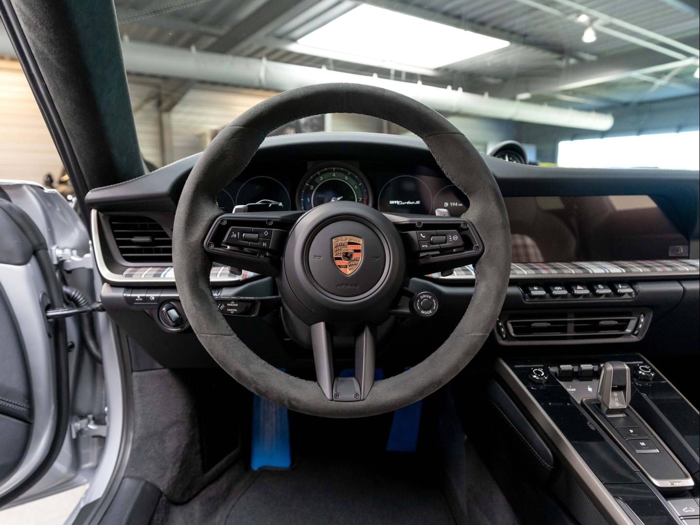 Voitures occasions PORSCHE 911 Coupe Turbo 50e anniv Champagne-au-Mont-d'Or