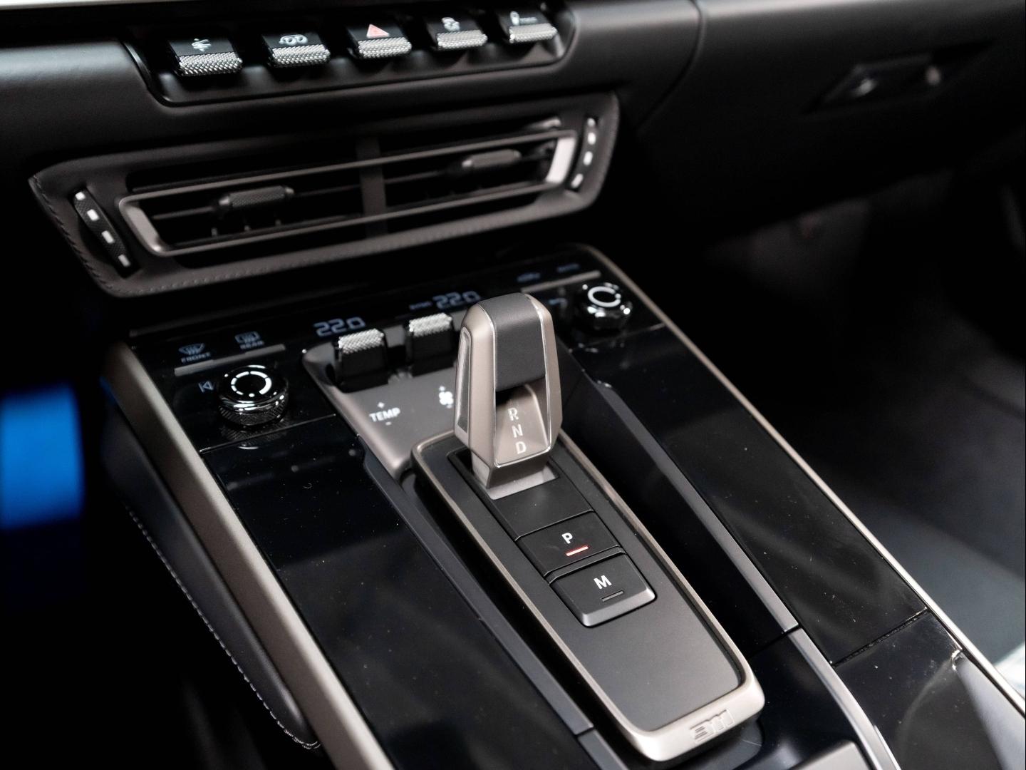 Voitures occasions PORSCHE 911 Coupe Turbo 50e anniv Champagne-au-Mont-d'Or