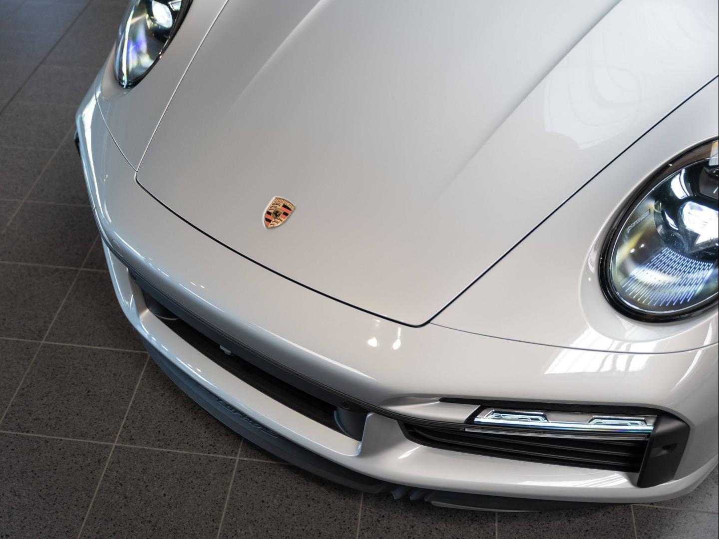 Voitures occasions PORSCHE 911 Coupe Turbo 50e anniv Champagne-au-Mont-d'Or
