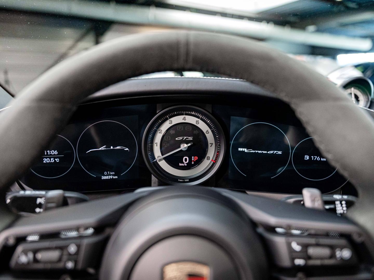 Voitures occasions PORSCHE 911 Cabriolet Carrera GTS Champagne-au-Mont-d'Or
