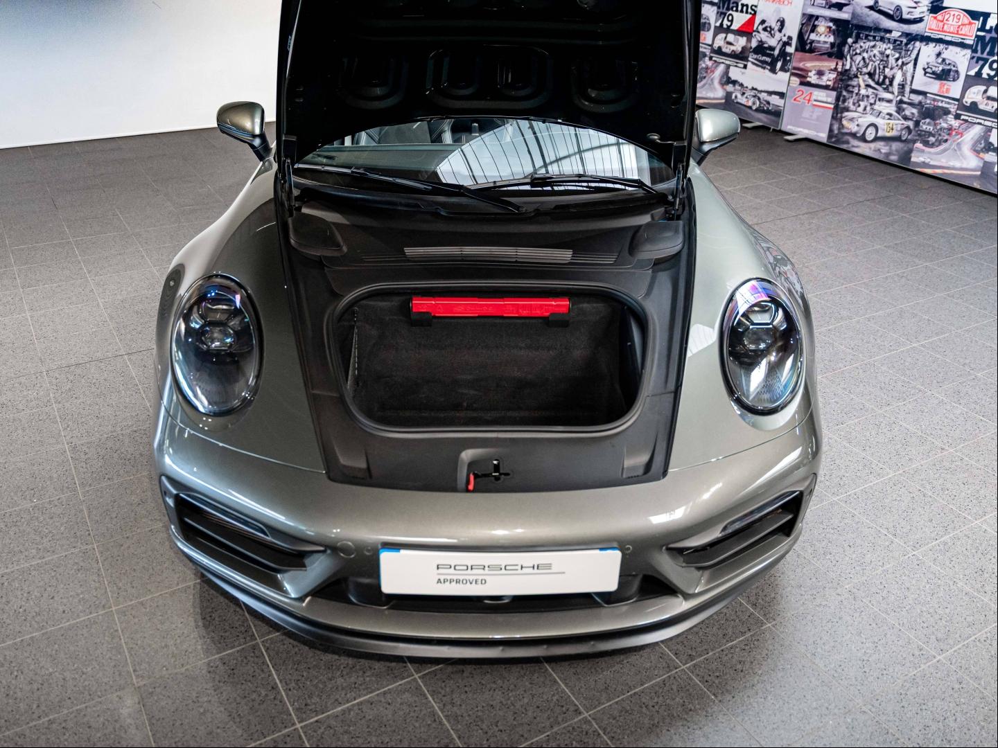 Voitures occasions PORSCHE 911 Cabriolet Carrera GTS Champagne-au-Mont-d'Or