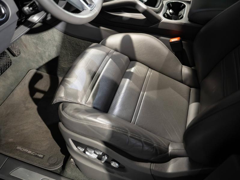 Voitures occasions PORSCHE CAYENNE E-Hybrid Saint-Witz