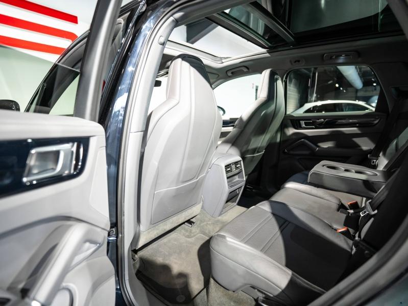 Voitures occasions PORSCHE CAYENNE E-Hybrid Saint-Witz