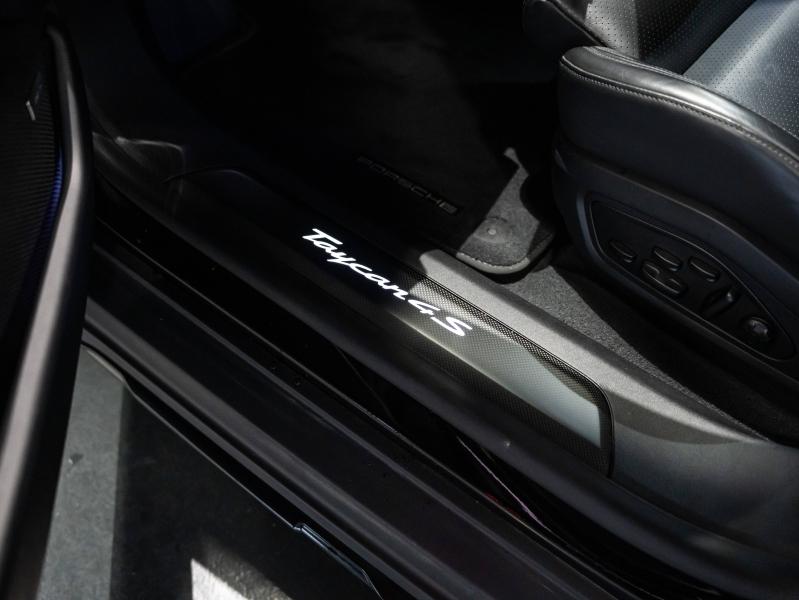 Voitures occasions PORSCHE Taycan Cross Turismo 4S Saint-Witz