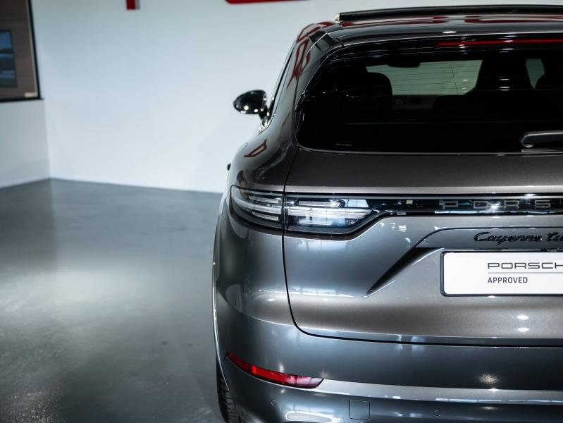 Voitures occasions PORSCHE CAYENNE Turbo S E-Hybrid Saint-Witz