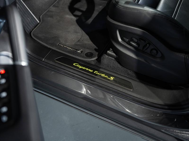 Voitures occasions PORSCHE CAYENNE Turbo S E-Hybrid Saint-Witz