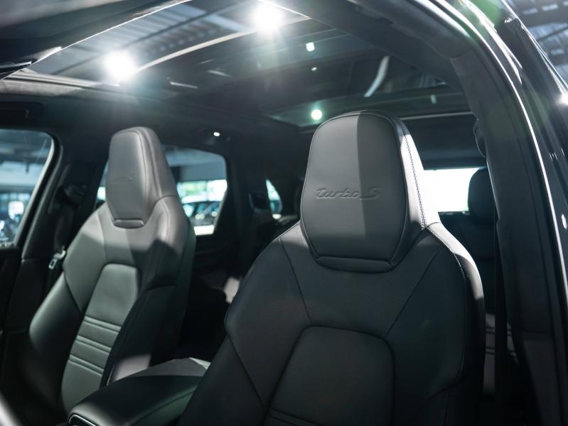 Voitures occasions PORSCHE CAYENNE Turbo S E-Hybrid Saint-Witz