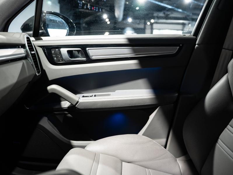 Voitures occasions PORSCHE CAYENNE E-Hybrid Saint-Witz