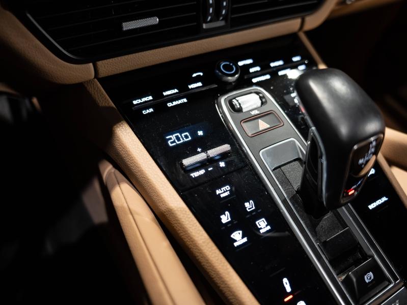 Voitures occasions PORSCHE CAYENNE E-Hybrid Saint-Witz