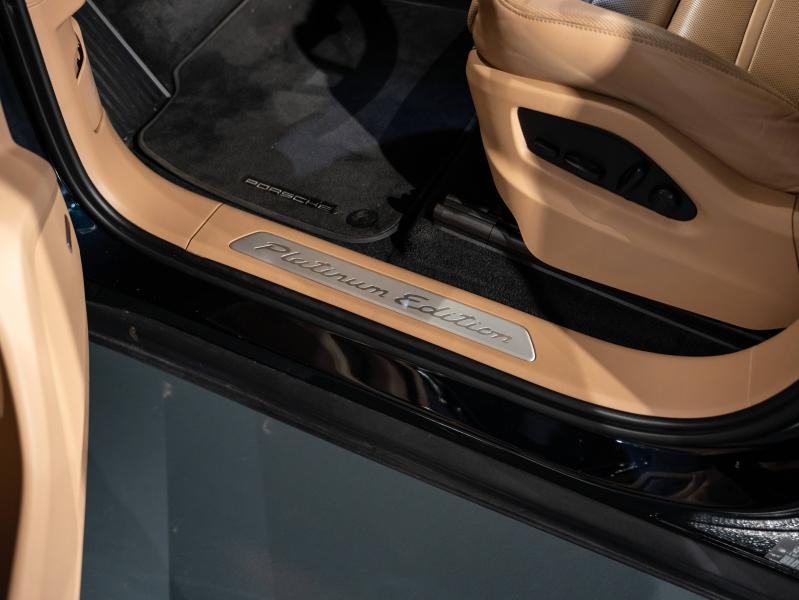 Voitures occasions PORSCHE CAYENNE E-Hybrid Saint-Witz