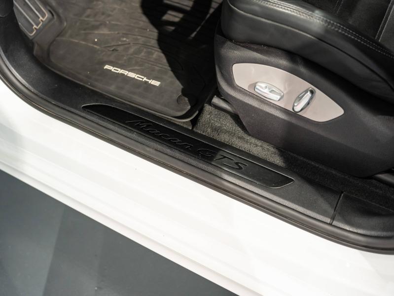 Voitures occasions PORSCHE MACAN GTS Saint-Witz
