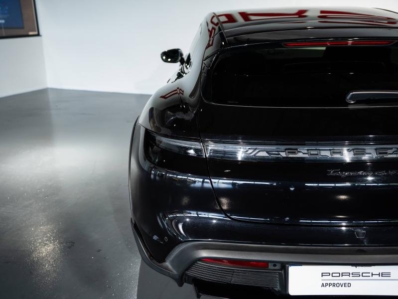 Voitures occasions PORSCHE Taycan Cross Turismo 4S Saint-Witz