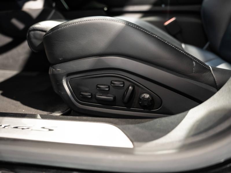 Voitures occasions PORSCHE Taycan 4S Saint-Witz