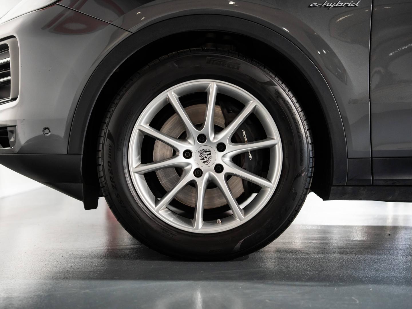 Voitures occasions PORSCHE CAYENNE E-Hybrid Saint-Witz