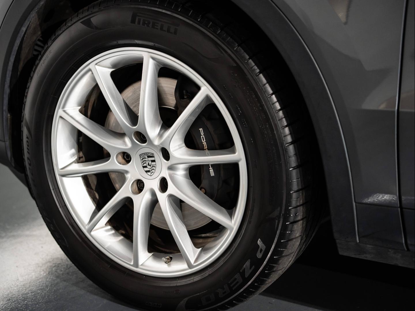 Voitures occasions PORSCHE CAYENNE E-Hybrid Saint-Witz