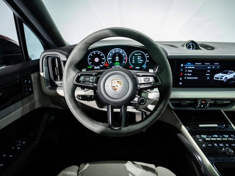 Voitures occasions PORSCHE Cayenne Coupe E-Hybrid Saint-Witz