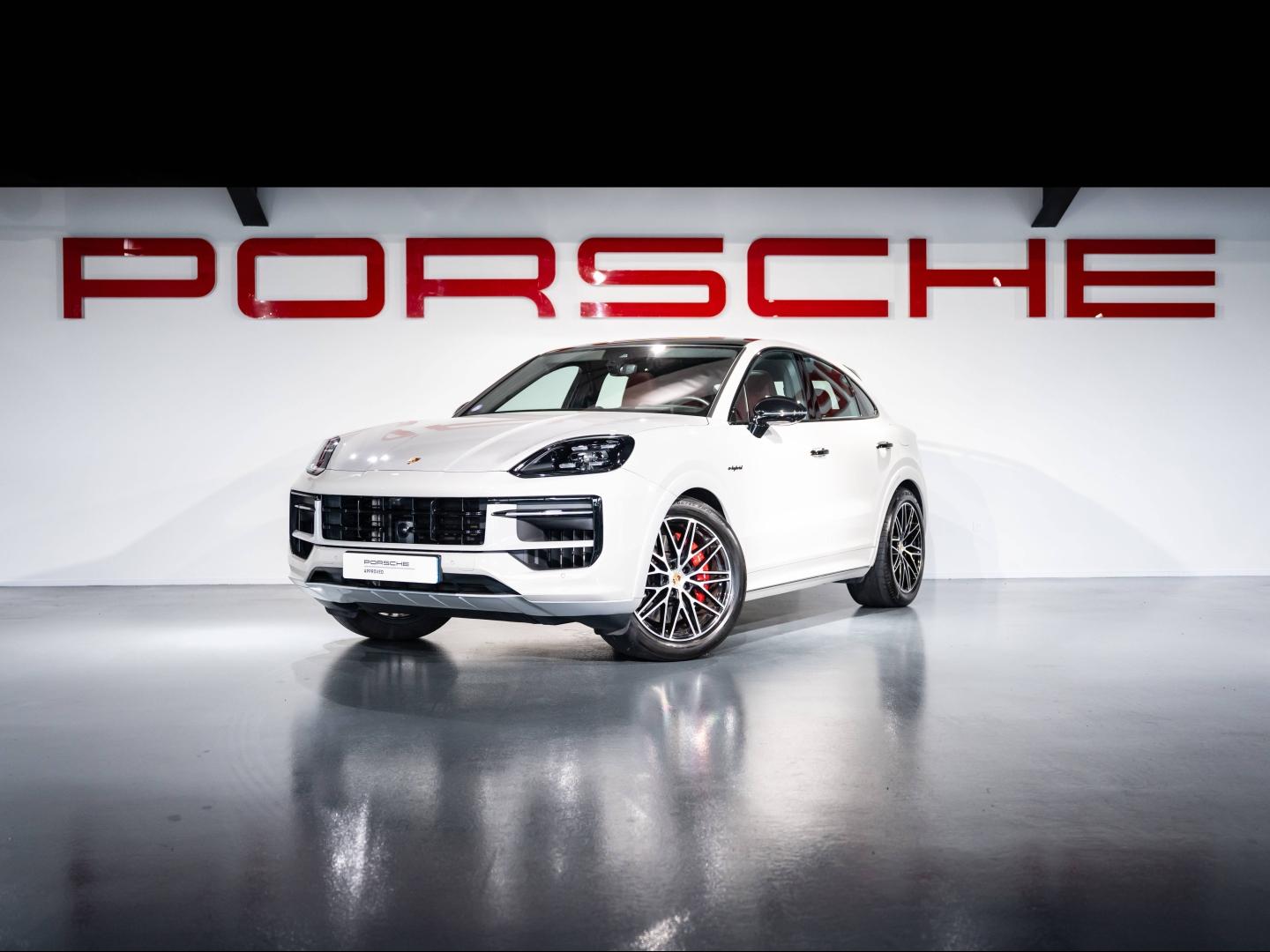 PORSCHE Cayenne Coupe