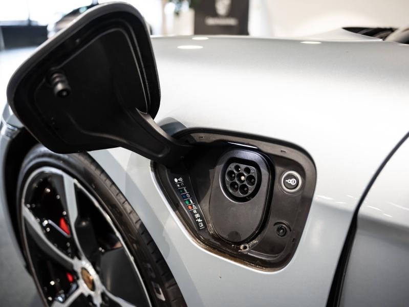 Voitures occasions PORSCHE Taycan 4S Saint-Witz