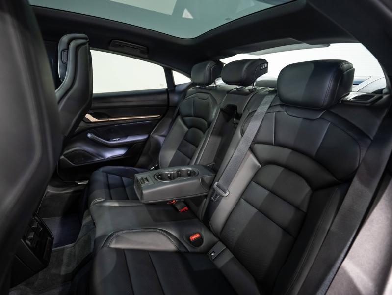 Voitures occasions PORSCHE Taycan 4S Saint-Witz