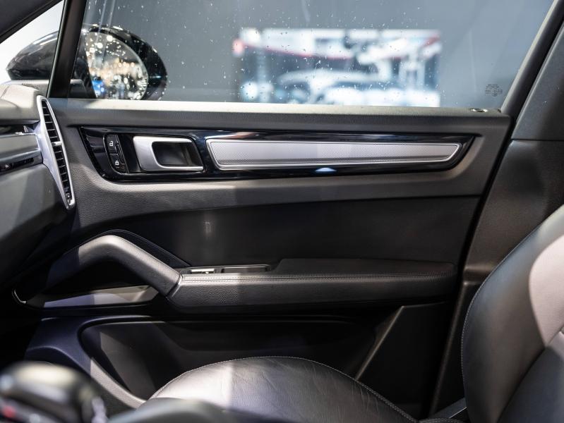 Voitures occasions PORSCHE CAYENNE E-Hybrid Saint-Witz