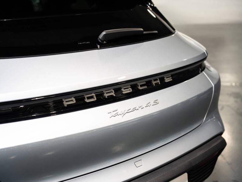 Voitures occasions PORSCHE Taycan 4S Saint-Witz