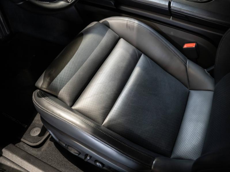 Voitures occasions PORSCHE Taycan Sport Turismo Base Saint-Witz