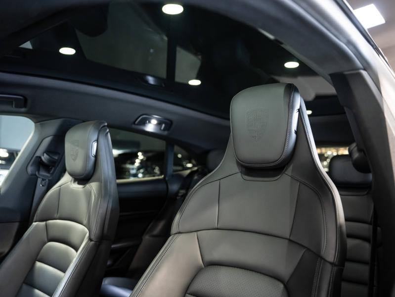 Voitures occasions PORSCHE Taycan Sport Turismo Base Saint-Witz