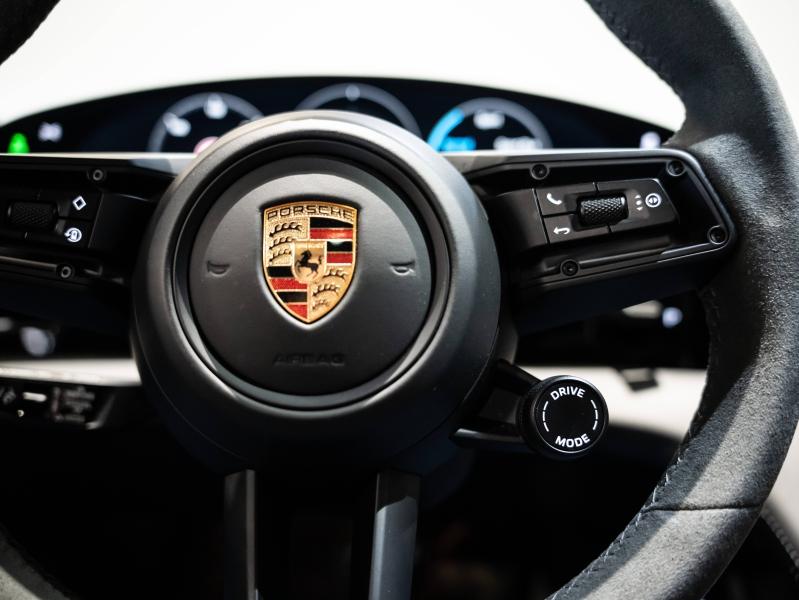 Voitures occasions PORSCHE Taycan Cross Turismo 4S Saint-Witz