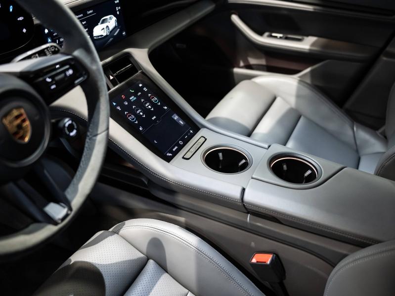 Voitures occasions PORSCHE Taycan Cross Turismo 4S Saint-Witz