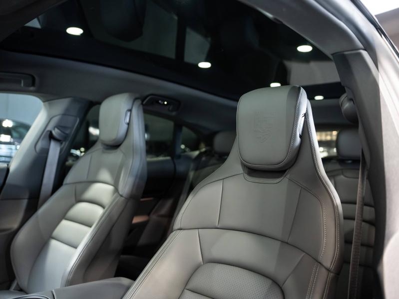 Voitures occasions PORSCHE Taycan Cross Turismo 4S Saint-Witz