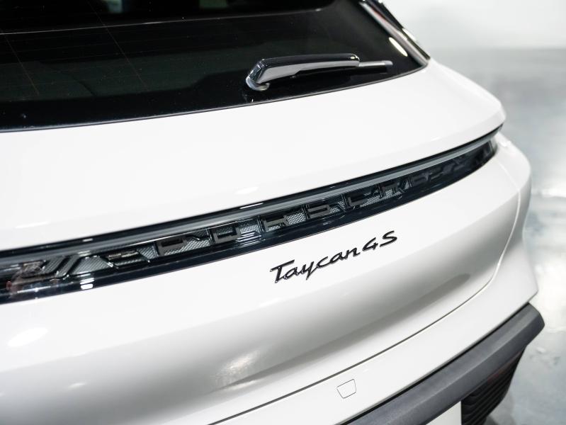 Voitures occasions PORSCHE Taycan 4S Saint-Witz