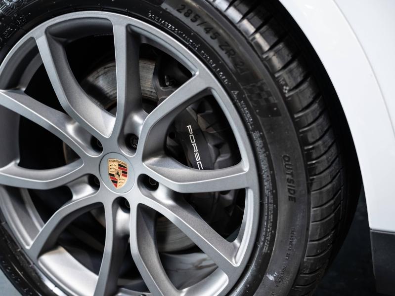 Voitures occasions PORSCHE CAYENNE E-Hybrid Saint-Witz