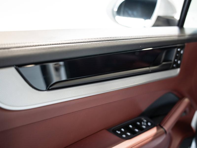 Voitures occasions PORSCHE CAYENNE E-Hybrid Saint-Witz