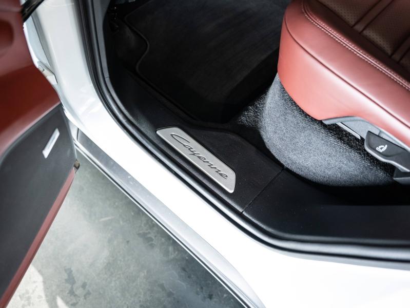 Voitures occasions PORSCHE CAYENNE E-Hybrid Saint-Witz