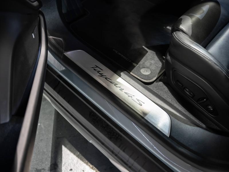 Voitures occasions PORSCHE Taycan 4S Saint-Witz