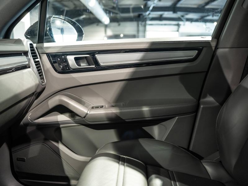 Voitures occasions PORSCHE CAYENNE E-Hybrid Saint-Witz