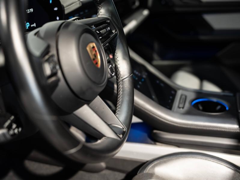 Voitures occasions PORSCHE Taycan 4S Saint-Witz