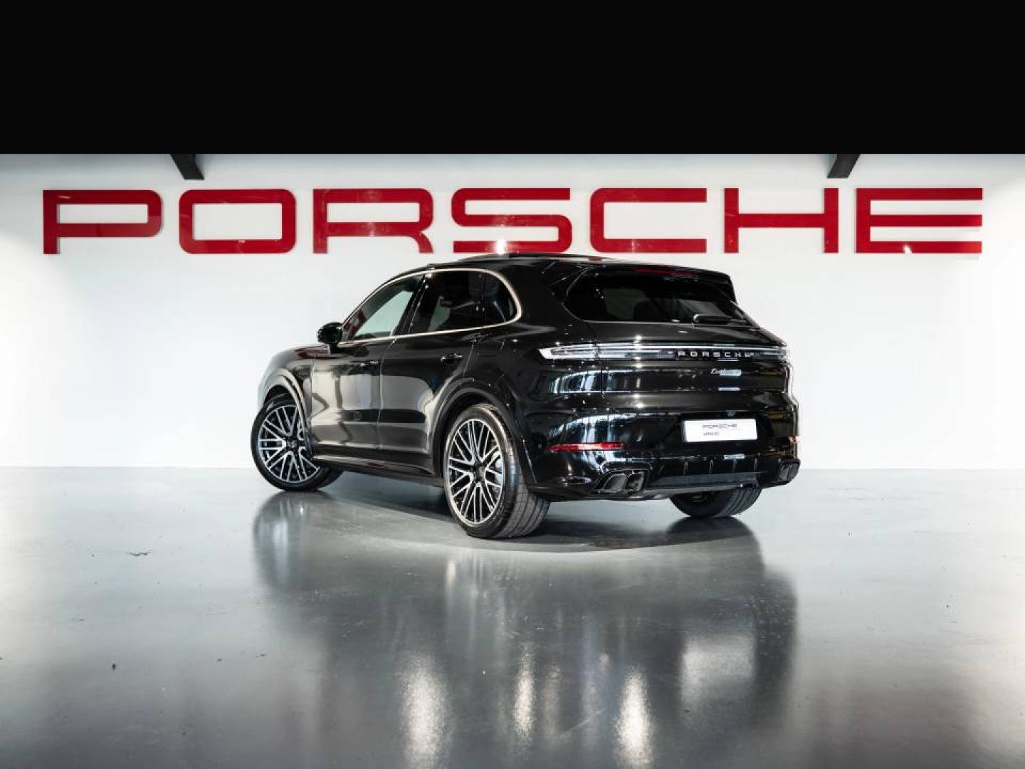 Voitures occasions PORSCHE CAYENNE Turbo E-Hybrid Saint-Witz
