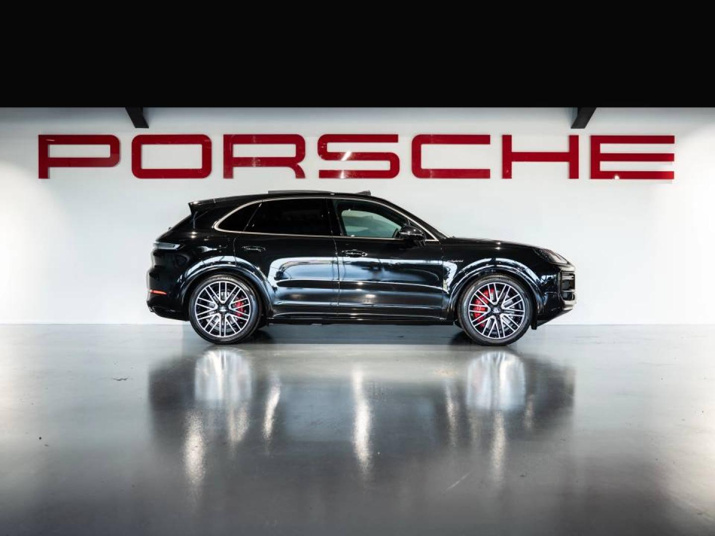 Voitures occasions PORSCHE CAYENNE Turbo E-Hybrid Saint-Witz
