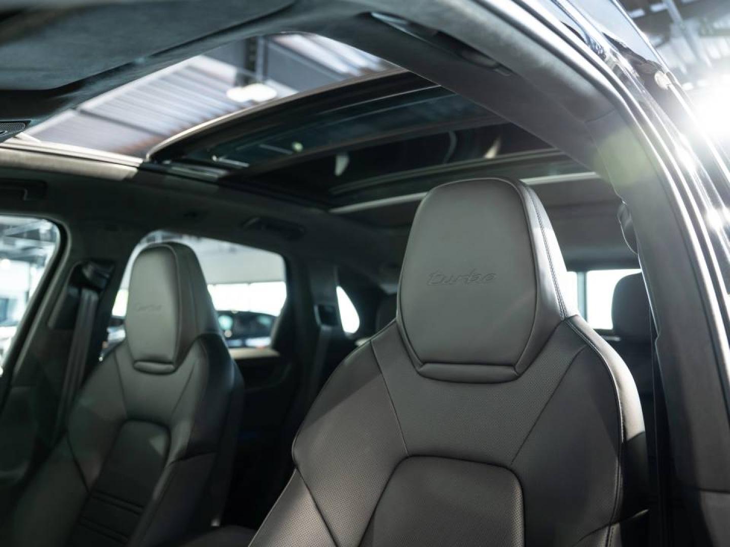 Voitures occasions PORSCHE CAYENNE Turbo E-Hybrid Saint-Witz