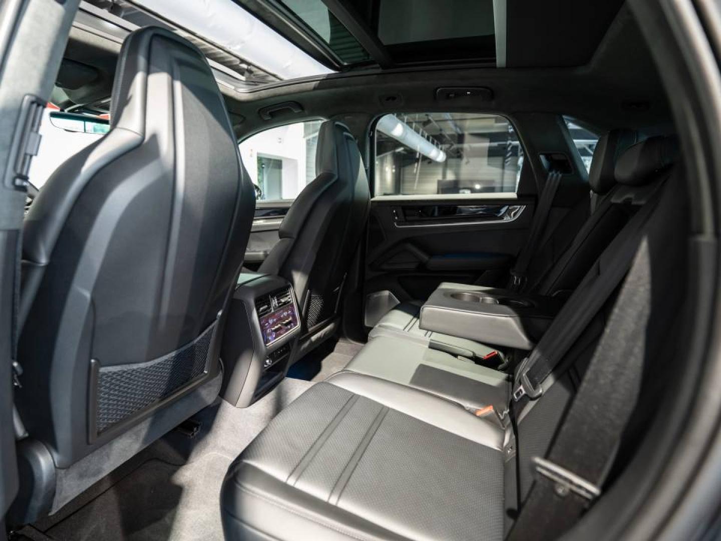 Voitures occasions PORSCHE CAYENNE Turbo E-Hybrid Saint-Witz