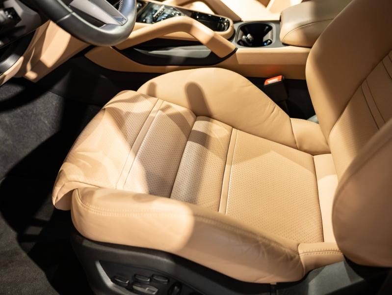 Voitures occasions PORSCHE CAYENNE E-Hybrid Saint-Witz