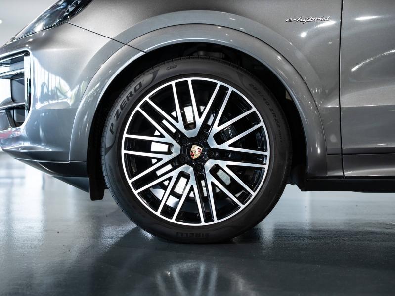 Voitures occasions PORSCHE CAYENNE E-Hybrid Saint-Witz