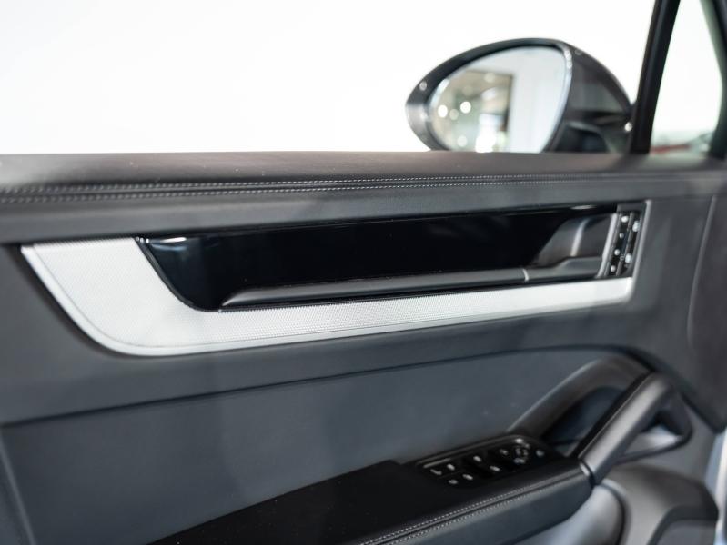 Voitures occasions PORSCHE CAYENNE E-Hybrid Saint-Witz
