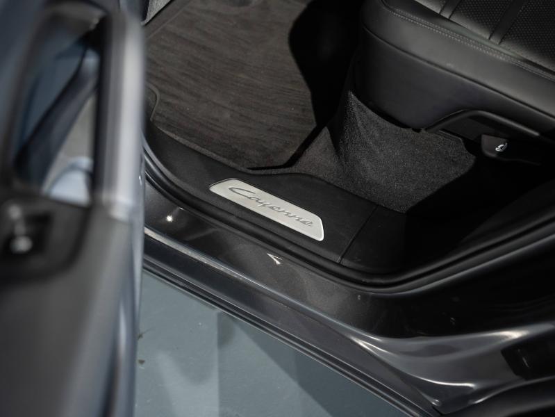 Voitures occasions PORSCHE CAYENNE E-Hybrid Saint-Witz