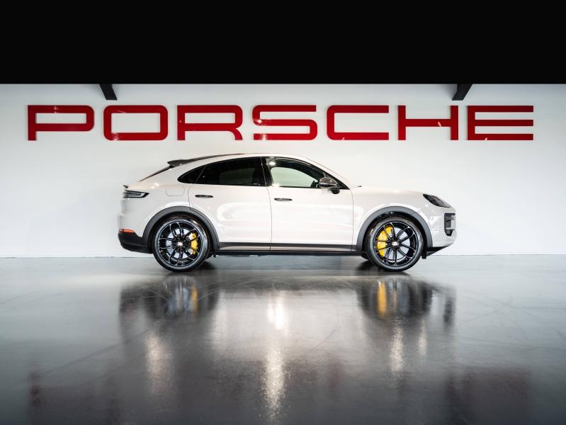 Voitures occasions PORSCHE Cayenne Coupe Turbo E-Hybrid Pk GT Saint-Witz