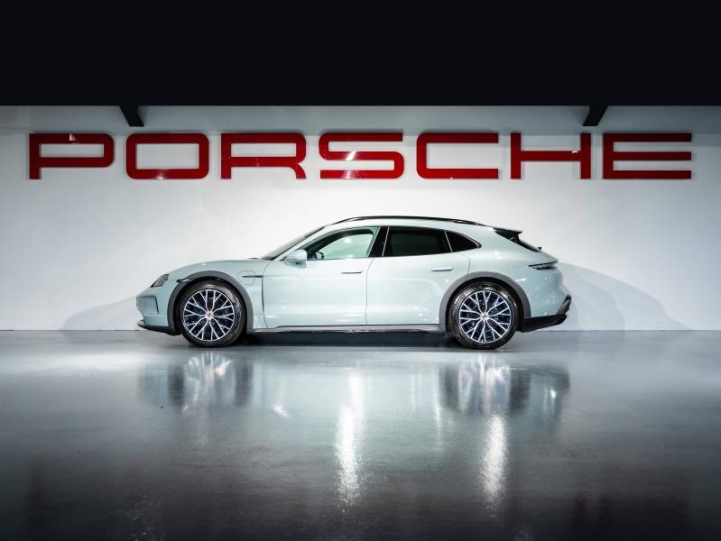 Voitures occasions PORSCHE Taycan Cross Turismo 4 Saint-Witz